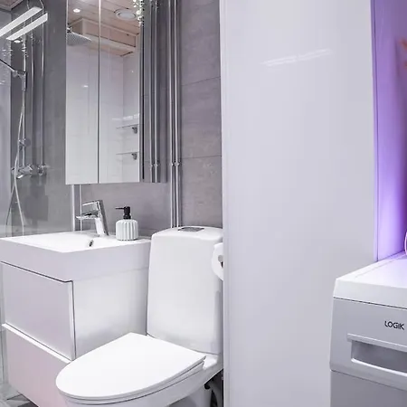 Polar Night Shelter Apartment Rovaniemi