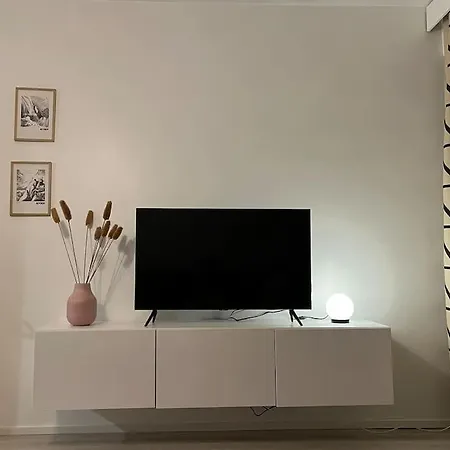 Polar Night Shelter Apartment *