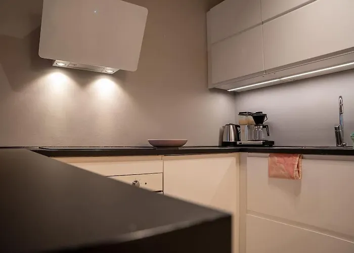 Polar Night Shelter * Rovaniemi