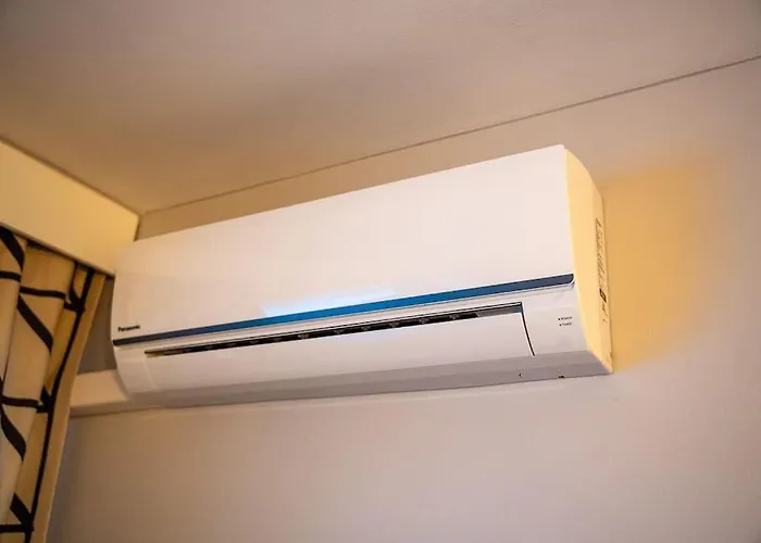 Polar Night Shelter Rovaniemi