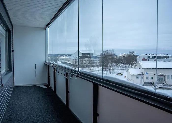 Polar Night Shelter Daire Rovaniemi